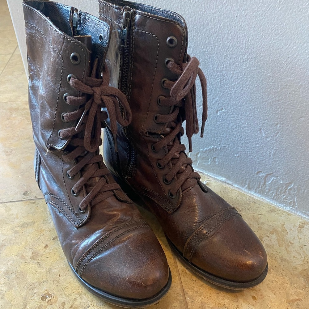 Steve Madden Combat Boots - Size 8